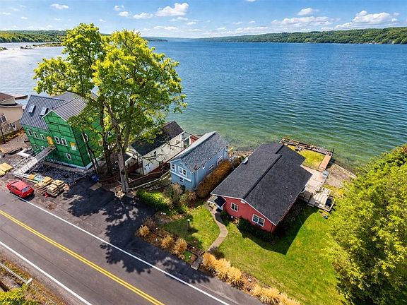 3rd image of 2493 Lower Lake Rd