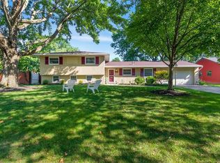 1490 Zollinger Rd, Columbus, OH 43221