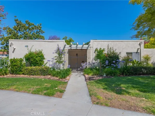 2245 Via Mariposa E Unit D, Laguna Woods, CA 92637