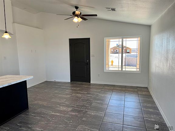 3rd image of 10849 Silver Spur Dr