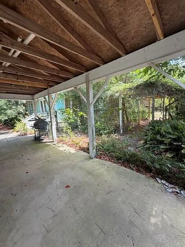 3 bed, 2.5 bath, 2265 sqft, $2,150 — Photo 4