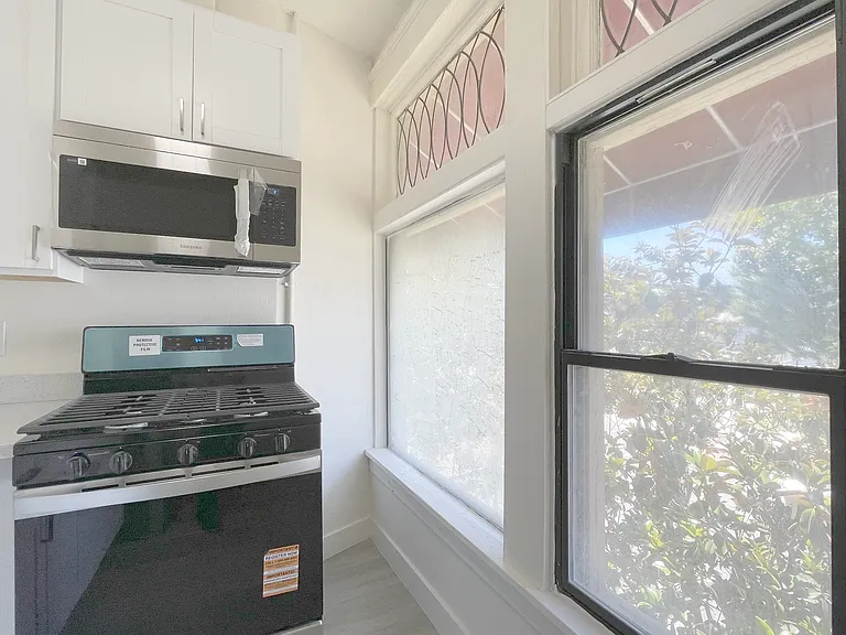 411 E Santa Clara St — Photo 3