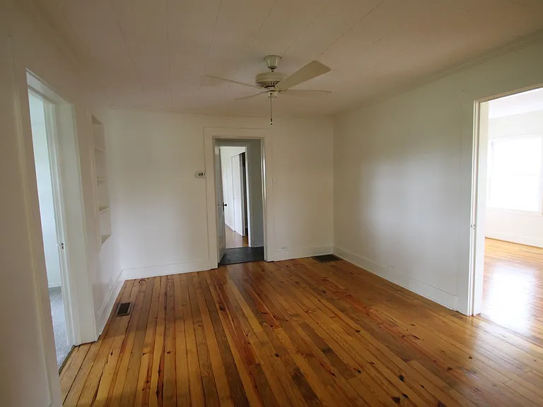 4828 Wh Borders Rd — Photo 3
