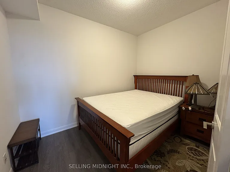 5162 Yonge St #Penthouse 301 — Photo 11