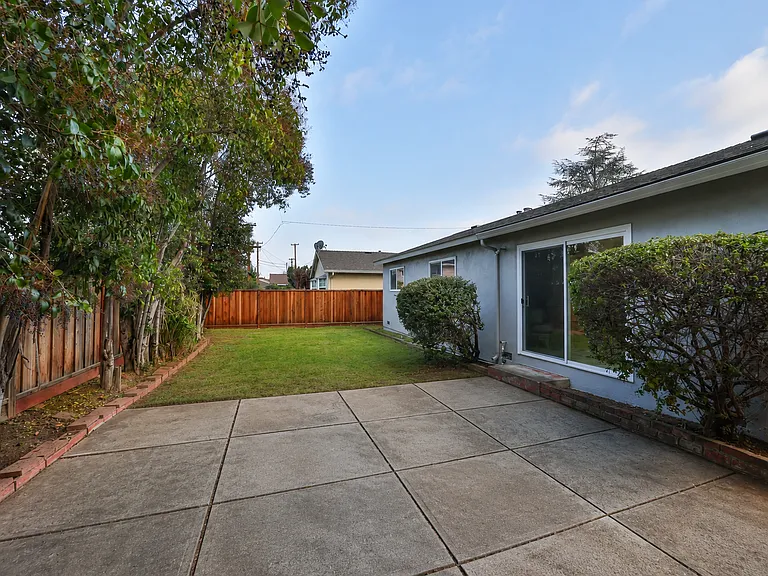 20087 Pacifica Dr — Photo 17