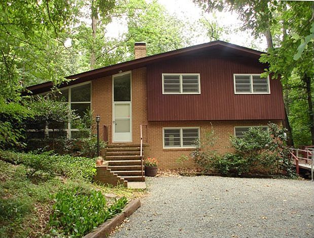 1st image of 304 Hoot Owl Ln
