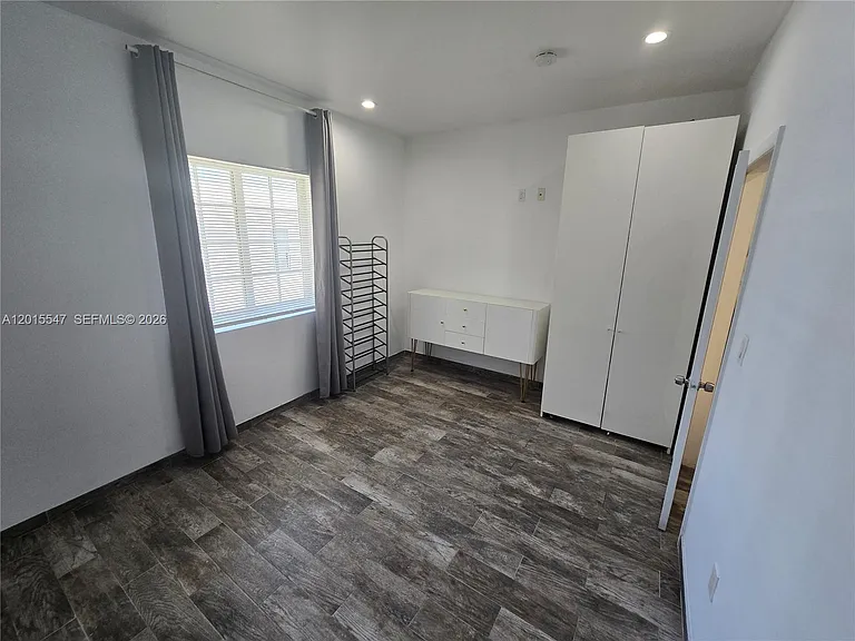 1345 Pennsylvania Ave #5B — Photo 11
