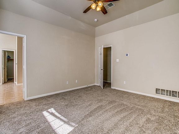 5th image of 8100 Mount Shasta Cir