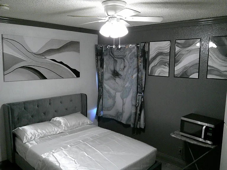 2380 S Bardell Ave — Photo 1