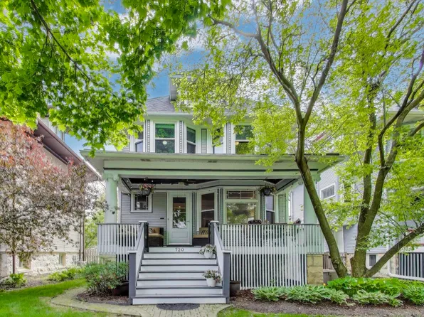 720 S Elmwood Ave, Oak Park, IL 60304