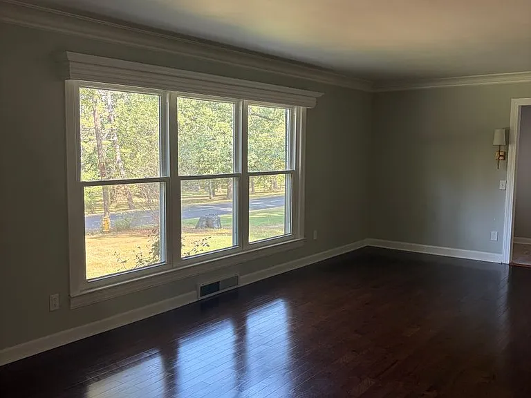 1300 N Waldron Rd — Photo 5