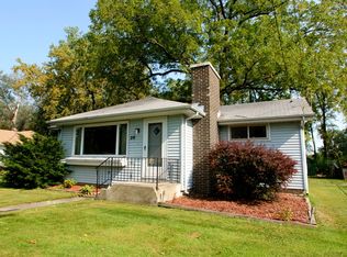 20 N Lake Ave, Grayslake, IL 60030