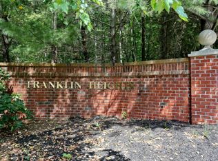 2074 Drake Ct, Mahwah, NJ 07430