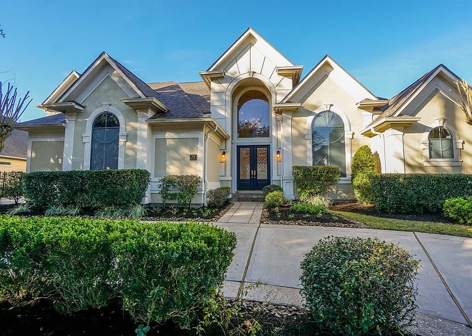 1st image of 21 Clear Springs Ct