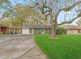 9755 Gov Beauvais Dr, Baton Rouge, LA 70811