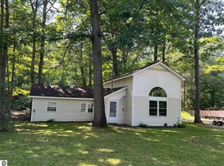 920 Arbor, Lake George, MI 48633