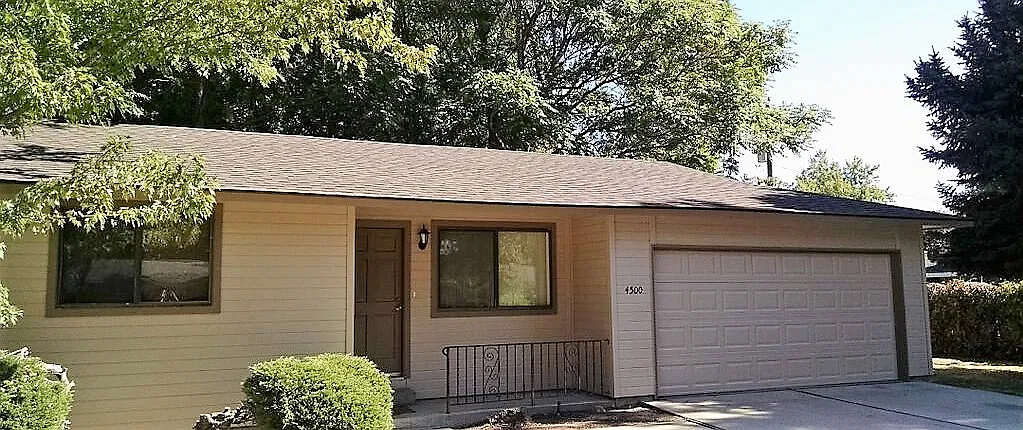 2 bed, 900 sqft, $1,550 — Photo 1