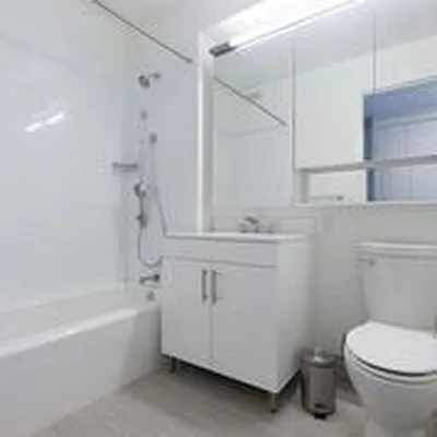 Rented by Bond New York | media 7