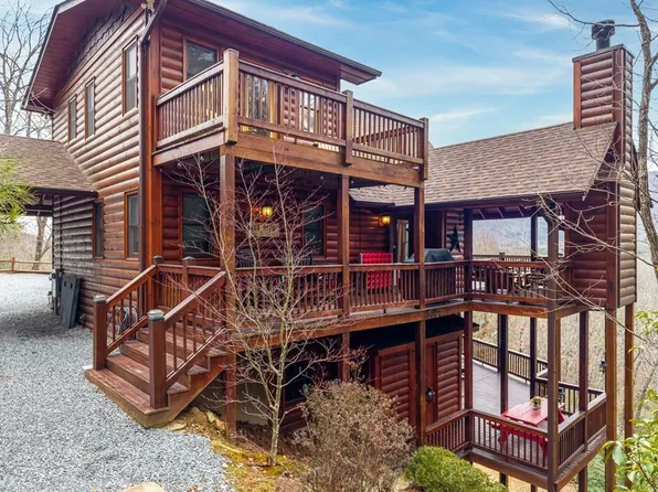 411 Ridge Trl, Blue Ridge, GA 30513