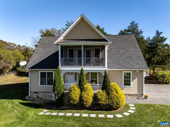 234 Creek Rd, Afton, VA 22920