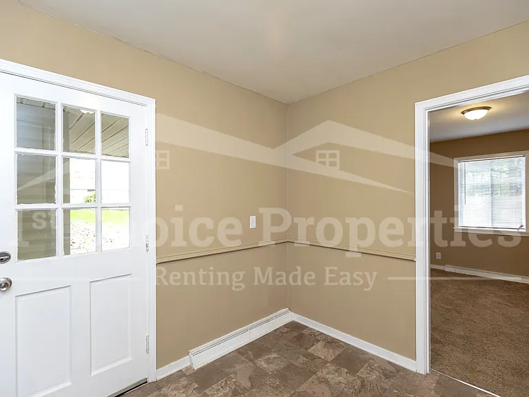 405 Cheri Ln — Photo 12