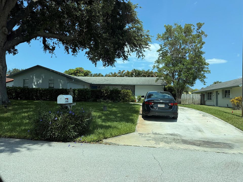 1st image of 11592 Ficus Street