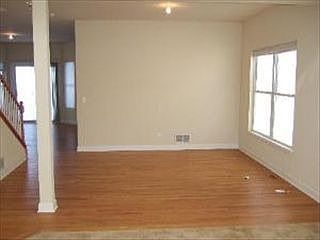 4th image of 4472 W Hill Ave