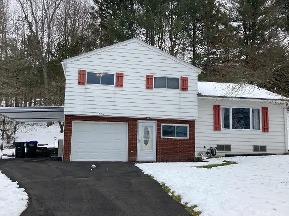 4712 Amherst Ave, Vestal, NY 13850