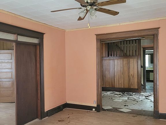 5th image of 519 Albert Ave