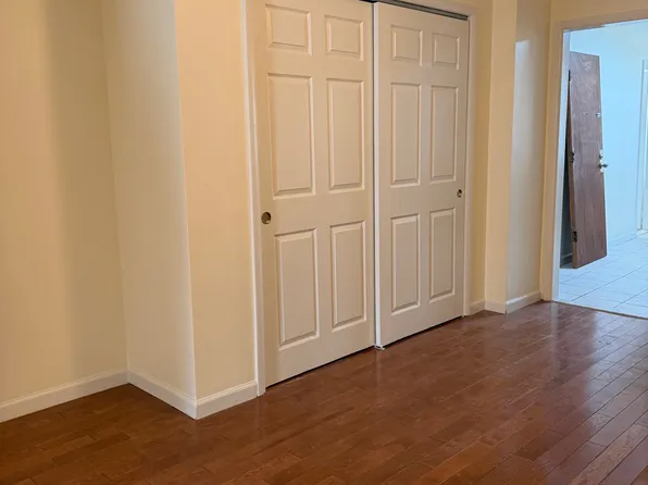 88 Vroom Street image 7 of 12