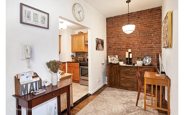 Rented by Douglas Elliman | media 10