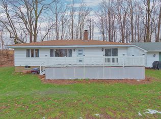 48873 Rush Lake Rd, Hartford, MI 49057