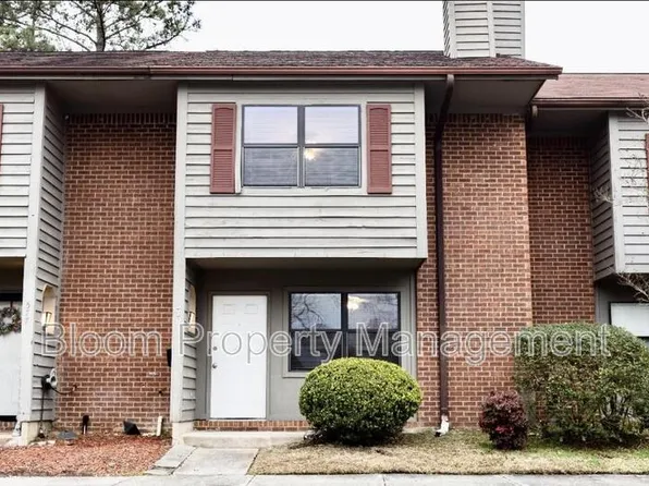 579 Travelers Blvd, Summerville, SC 29485