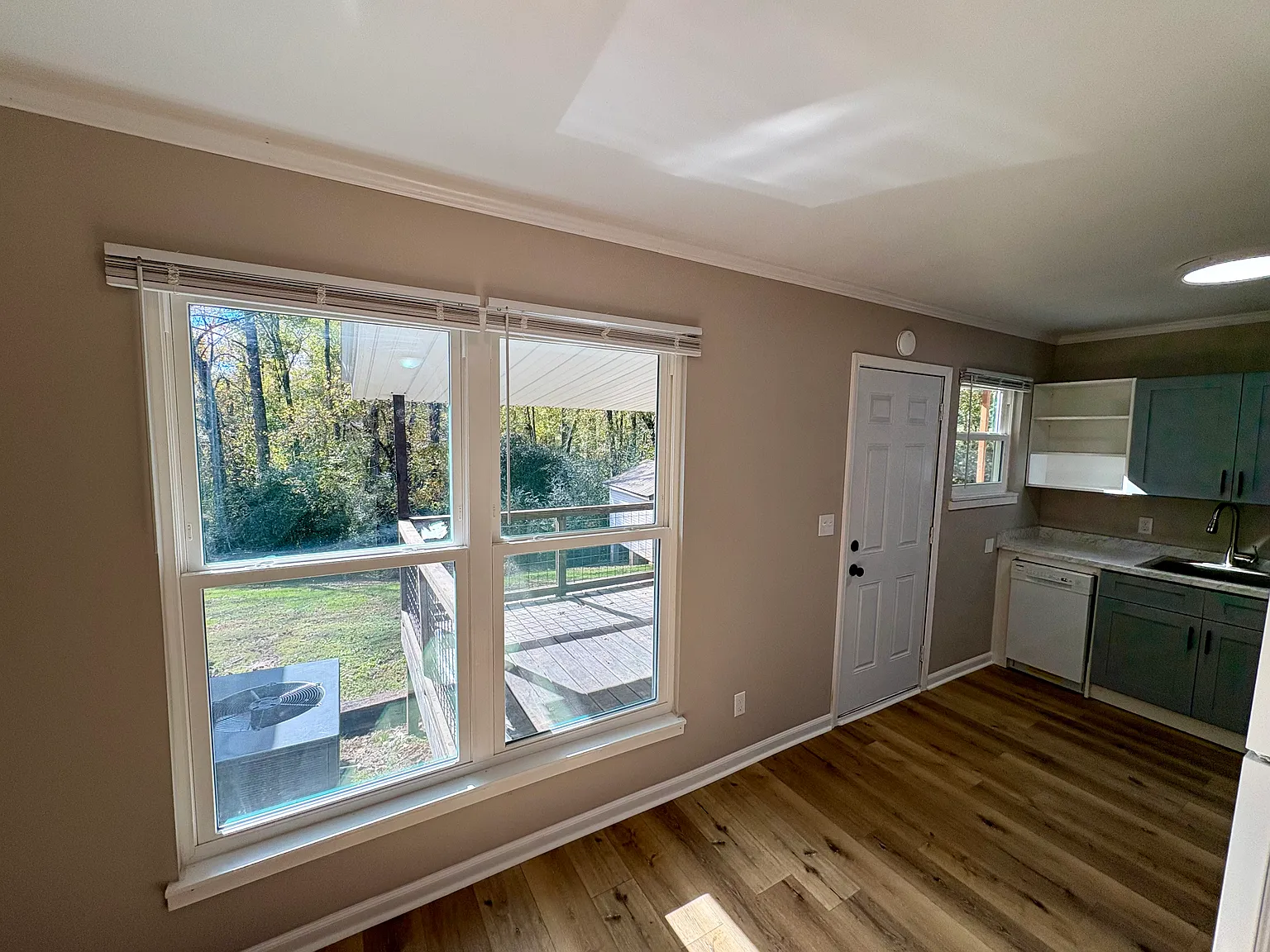1 bed, $975 — Photo 2
