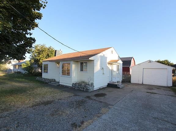 2nd image of 10110 E Upriver Dr