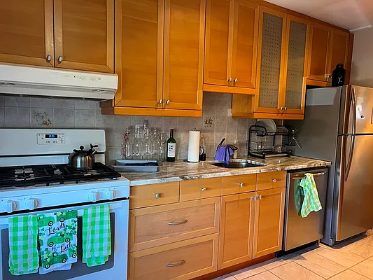 Rented by Prime Realty | media 4