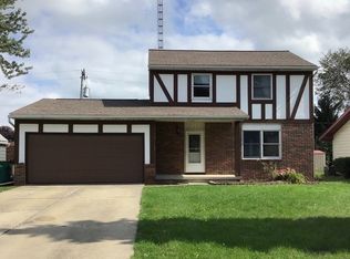 503 Indian Ridge Trl, Rossford, OH 43460