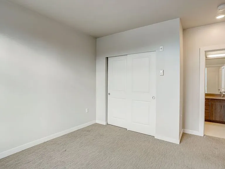 Evolve Apartments — Photo 28