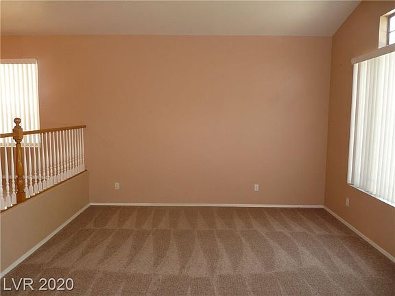 4th image of 271 Grand Olympia Dr