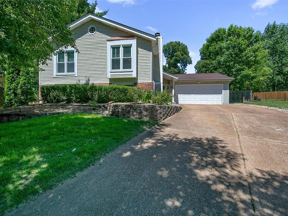 1st image of 7156 Emerald Circle Dr