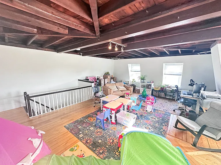 83 Thorndike St — Photo 14