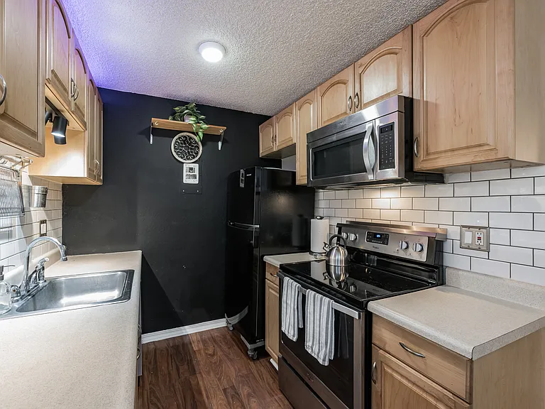 3250 Oneal Cir #C10 — Photo 5
