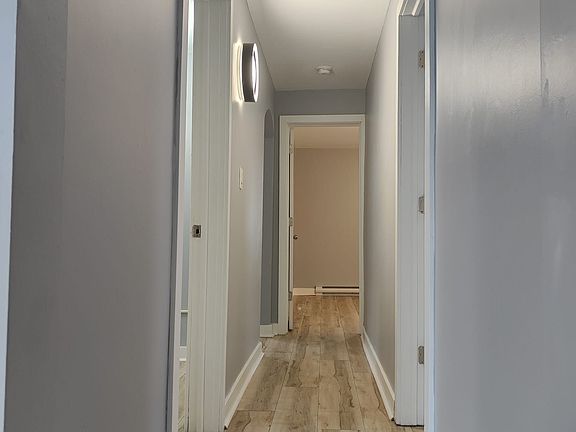4th image of 17 Main St W #2