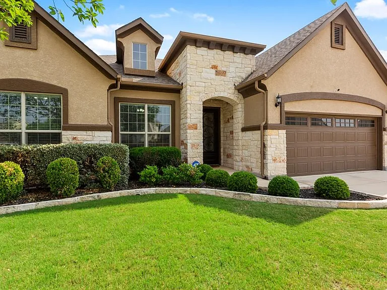 15904 Jeffs Ln — Photo 3
