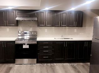 48 Starhill Cres #BASEMENT, Brampton, ON L6R2W1