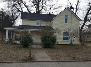 513 E Noc Dr, Tonkawa, OK 74653