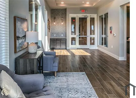 2 bed, 900 sqft, $1,499 — Photo 3