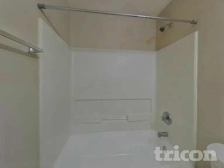 159 Peachtree Glen Dr — Photo 14