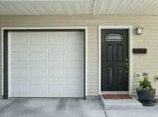 1315 N 95th St, Seattle, WA 98103