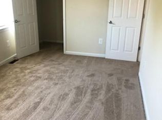 6430 Roots Dr, Glen Burnie, MD 21061